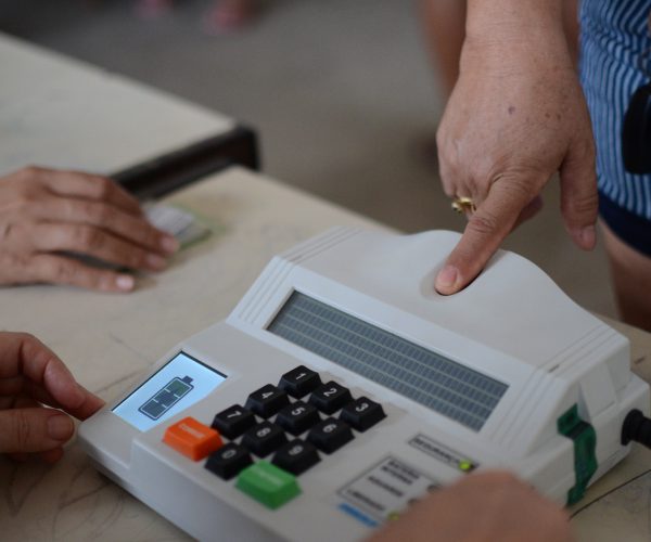 votar